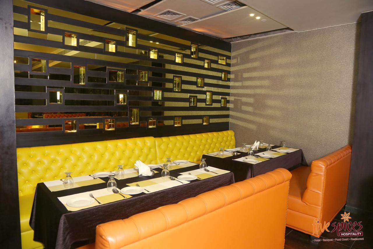 Hotel Suncity & Restaurant Hisār 外观 照片